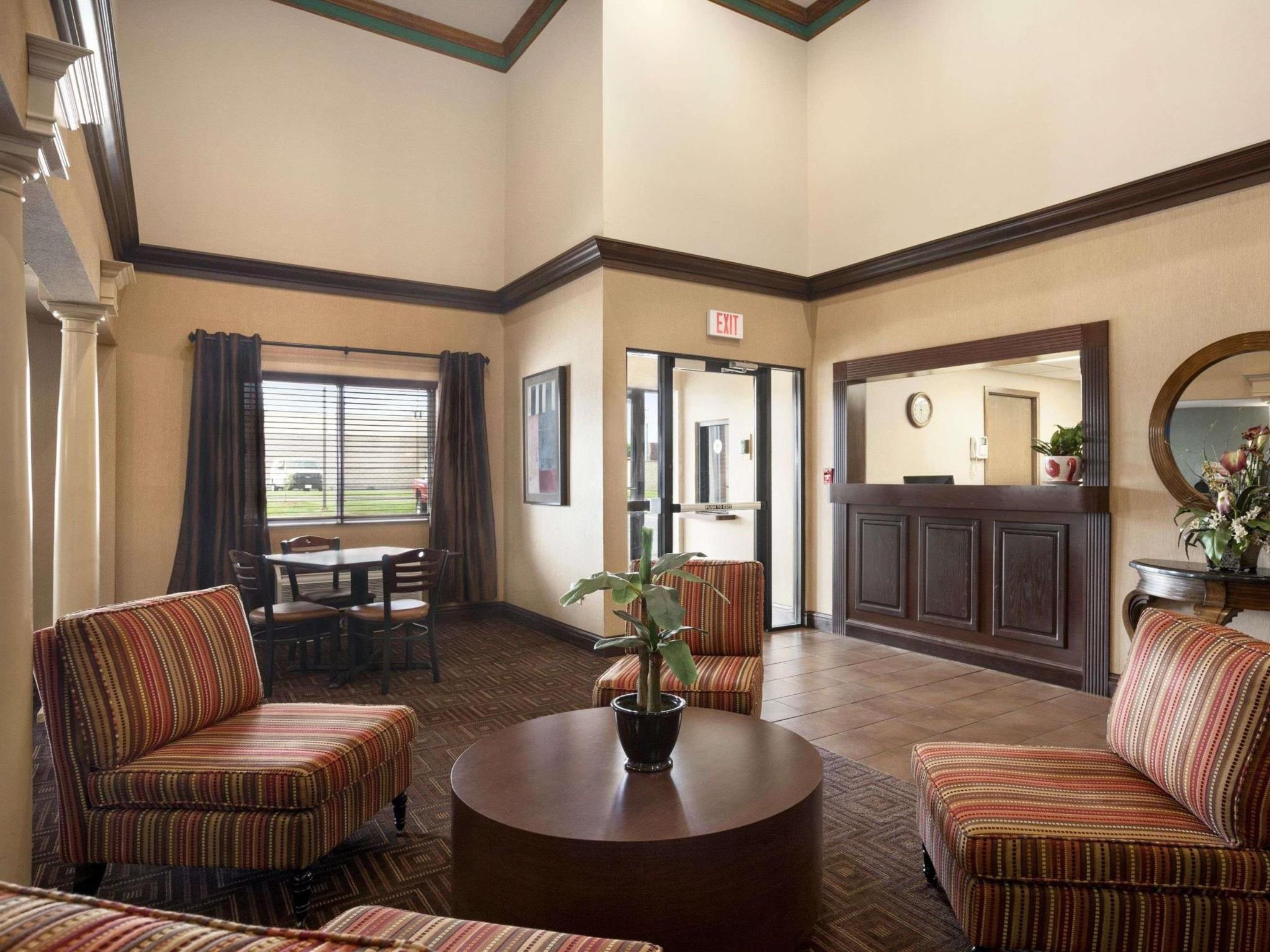 Мотель Super 8 By Wyndham Fairview Heights-St. Louis Экстерьер фото